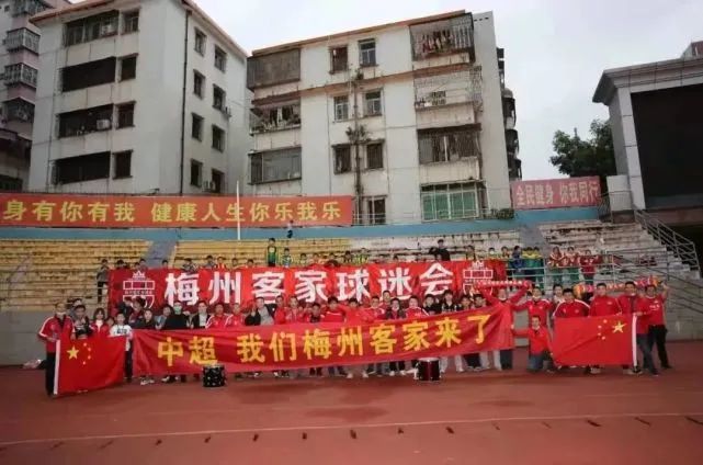 生理课在讲台双腿打开调教